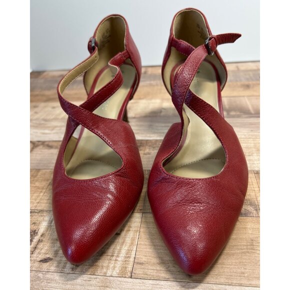 Naturalizer Red Leather Heels Women’s Size 6.5 Cross-Strap Almond Toe Pumps Comf - Picture 2 of 5
